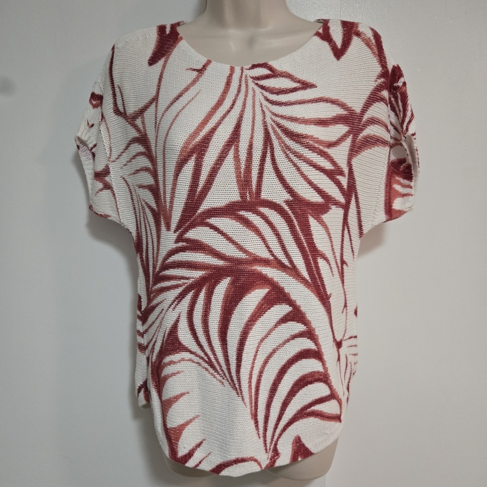 Chico's Size 0 (S) White Red Floral Rayon Blend Cap Sleeve Pullover Sweater